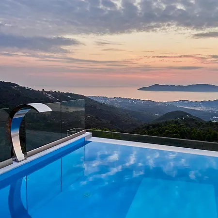 Sky Sea Resort 5*