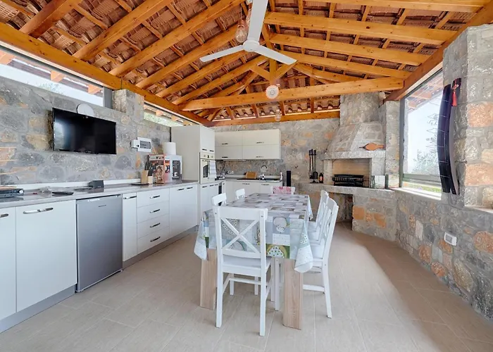 Sky Sea אתר נופש 5*