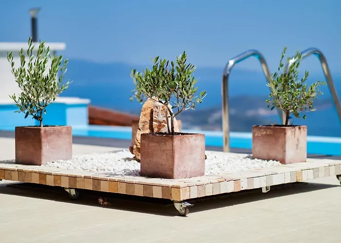 Sky Sea אתר נופש העיירה סקיאתוס