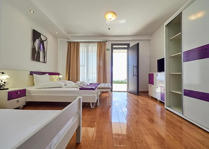 Sky Sea 5* Skiathos Town