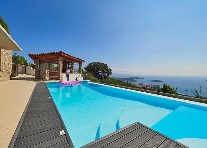 Resort Sky Sea Skiathos Town