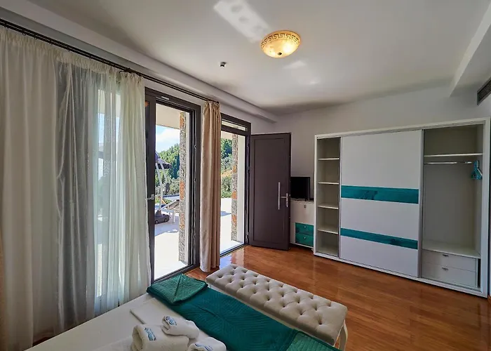 אתר נופש Sky Sea