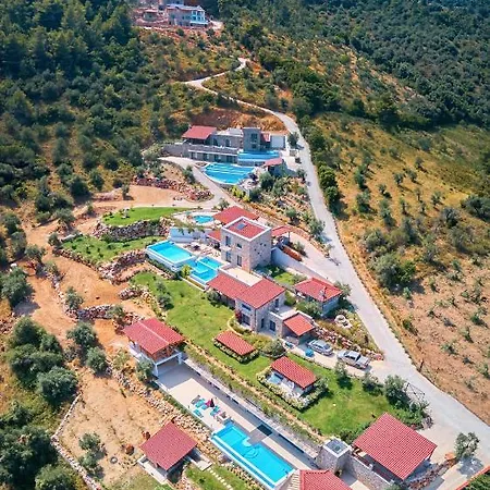 度假村 Sky Sea 斯基亚索斯镇